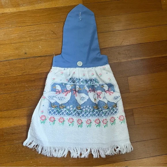 Set of two vintage Geese Towels - Picture 6 of 9